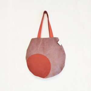 Borsa Round in tela giapponese viola con macro pois e manici in corda rossi