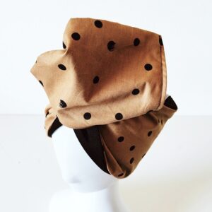 Fascia turbante modellabile in cotone giapponese fondo biscotto con pois neri